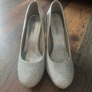 Silver Supper Sparkling Silver Heels
